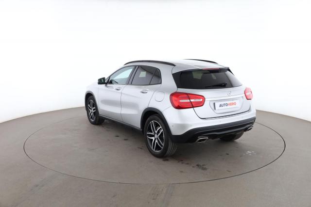Mercedes Benz Gla image 2