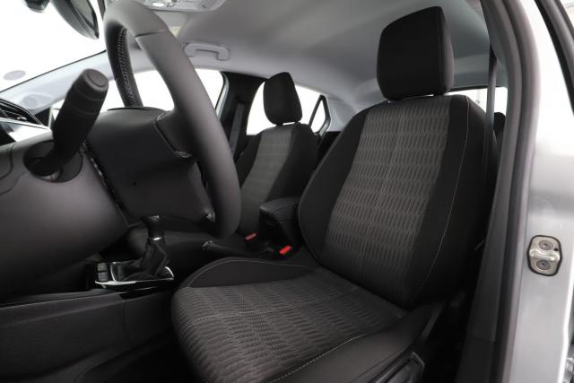 Opel Corsa image 8