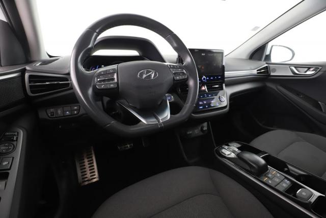 Hyundai Ioniq image 3