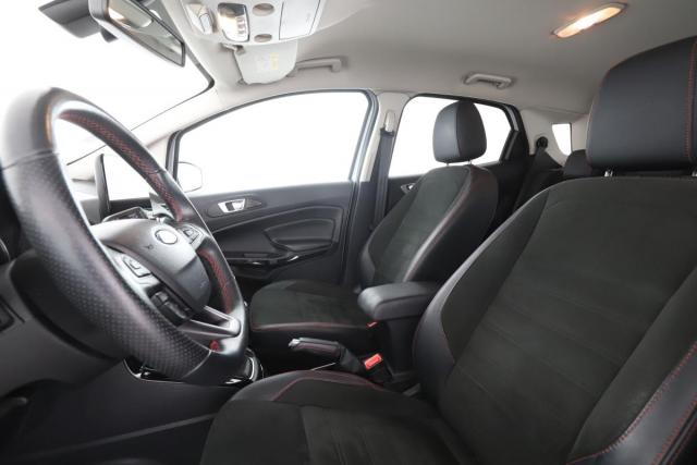 Ford Ecosport image 8
