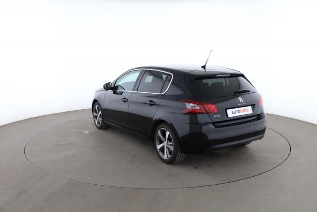 Peugeot 308 image 9