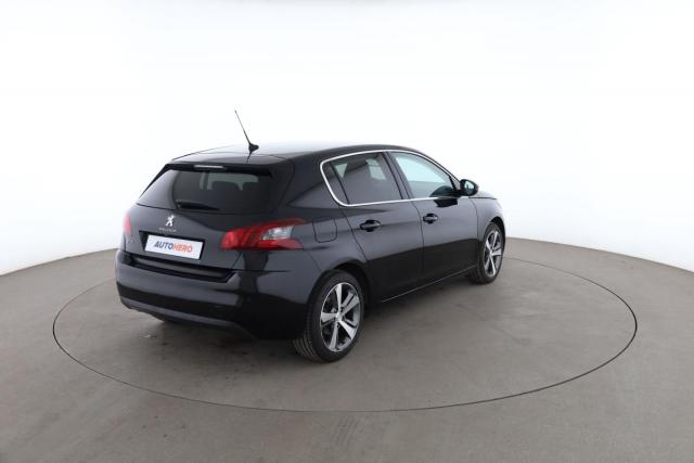 Peugeot 308 image 6