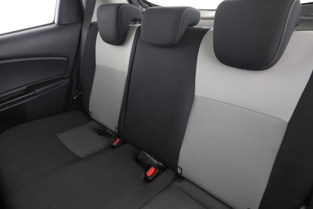 Toyota Yaris image 6