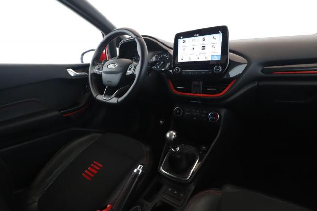 Ford Fiesta image 2