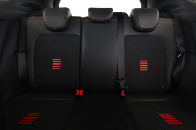 Ford Fiesta image 5