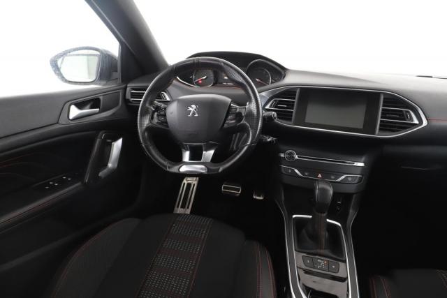 Peugeot 308 image 9