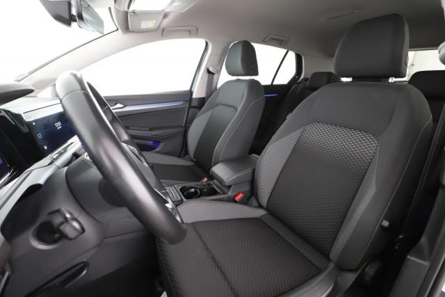 Volkswagen Golf image 5