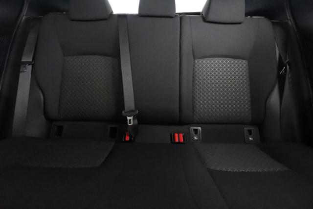 Toyota C-Hr image 7