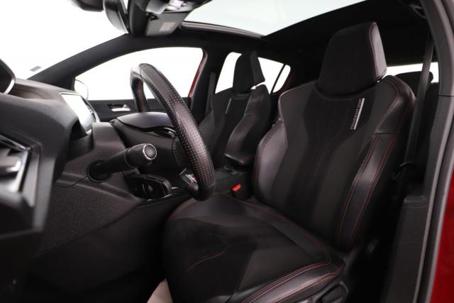 Peugeot 308 image 1