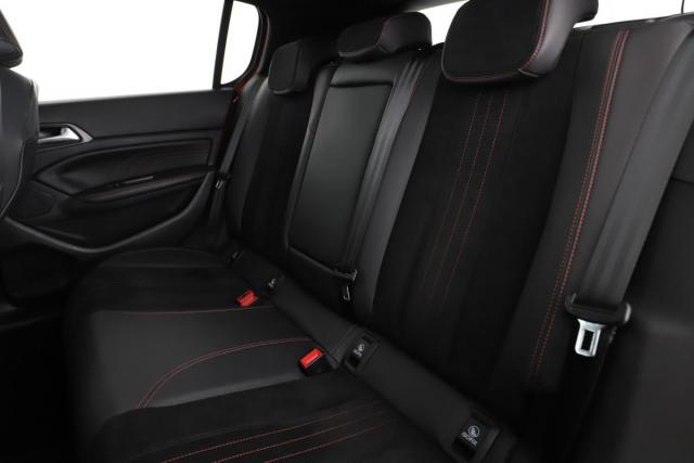 Peugeot 308 image 2
