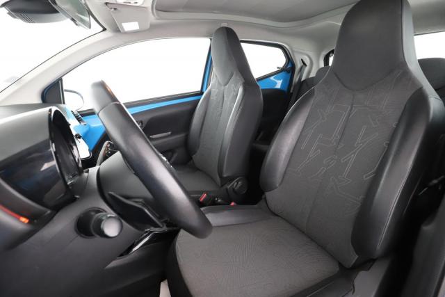 Toyota Aygo image 8