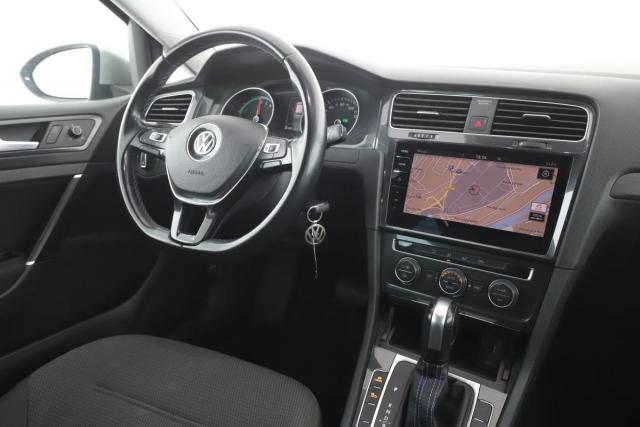 Volkswagen Golf image 3
