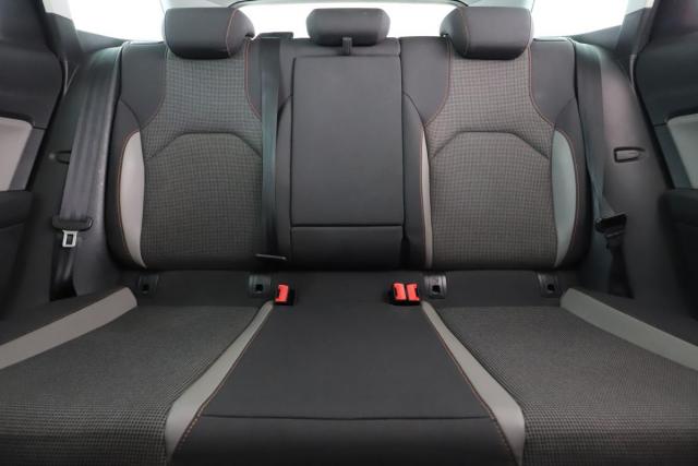 Seat Leon image 3