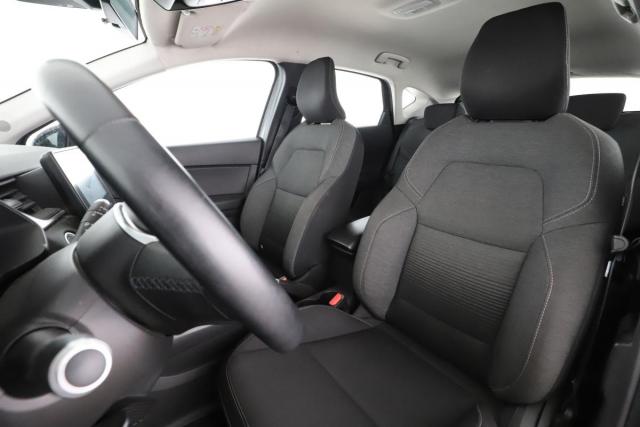 Renault Captur image 1