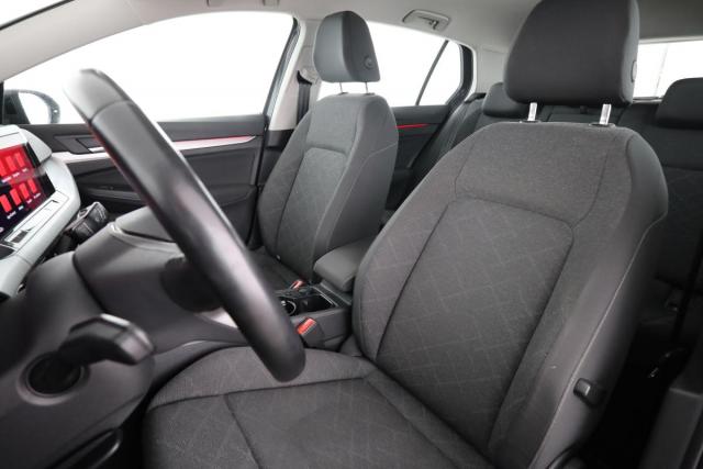 Volkswagen Golf image 5