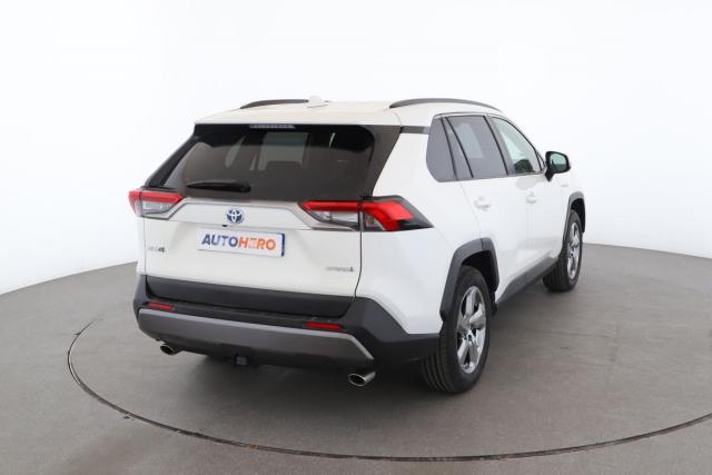 Toyota Rav4 image 2