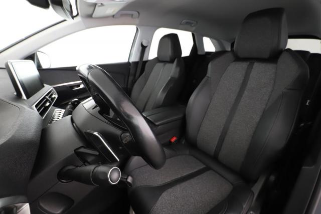 Peugeot 3008 image 6