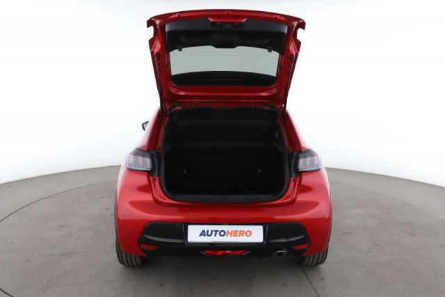 Peugeot 208 image 6