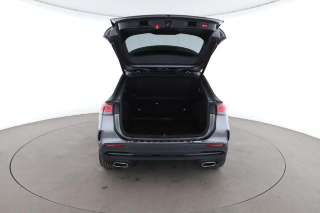 Mercedes Benz Gla image 3