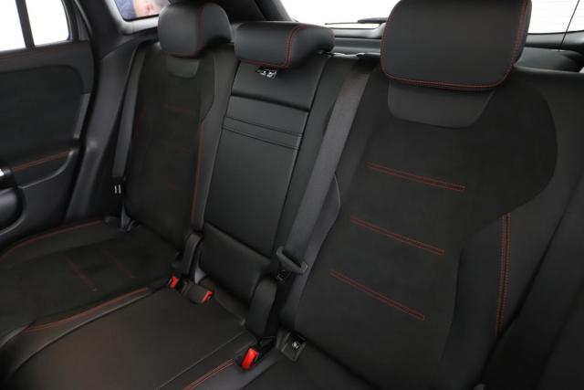 Mercedes Benz Gla image 4