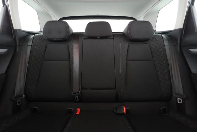 Skoda Karoq image 4
