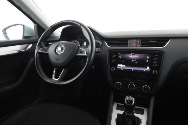 Skoda Octavia image 5