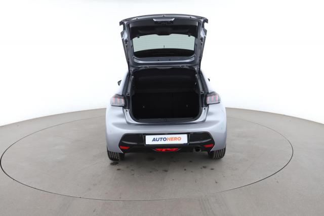 Peugeot 208 image 8