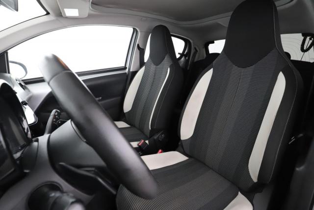 Peugeot 108 image 1