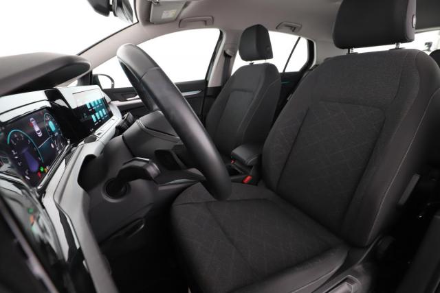 Volkswagen Golf image 5