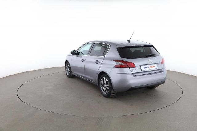 Peugeot 308 image 8