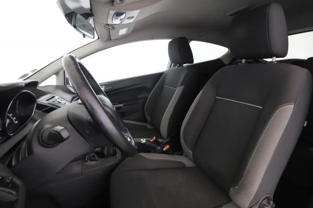 Ford Fiesta image 5