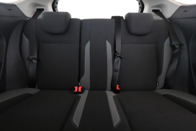 Ford Fiesta image 7