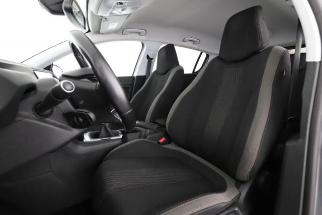 Peugeot 308 image 6