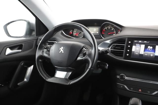 Peugeot 308 image 1