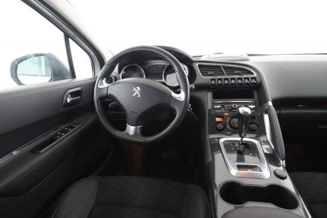Peugeot 3008 image 1