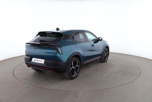 Alfa Romeo Junior image 8