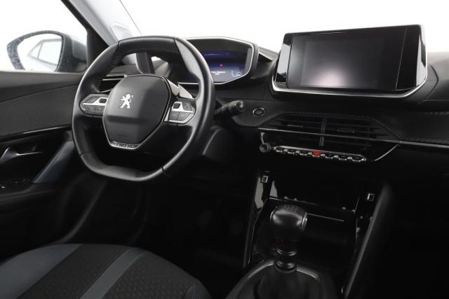 Peugeot 2008 image 5