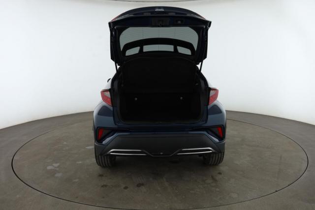 Toyota C-Hr image 7