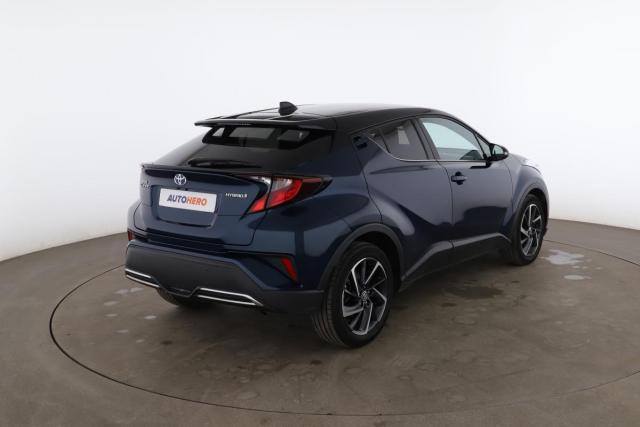 Toyota C-Hr image 9