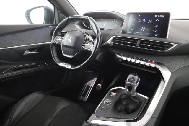 Peugeot 5008 image 9
