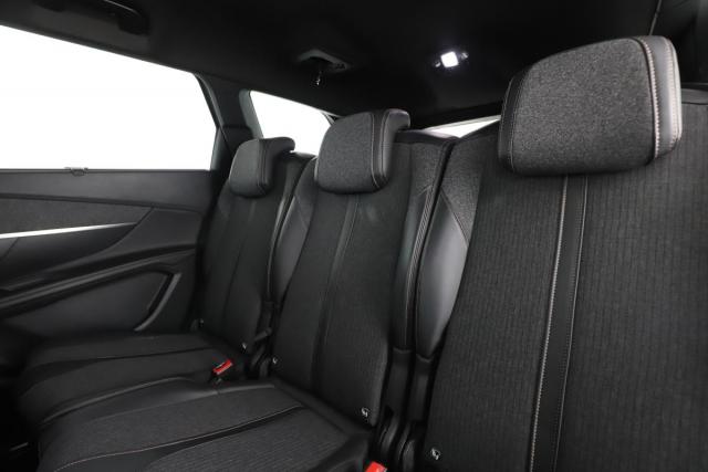 Peugeot 5008 image 3