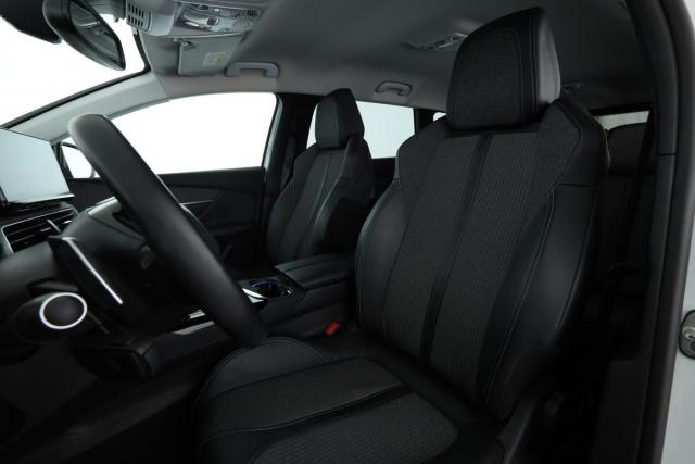 Peugeot 5008 image 6