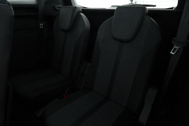 Peugeot 5008 image 5