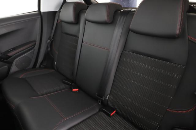 Peugeot 208 image 3