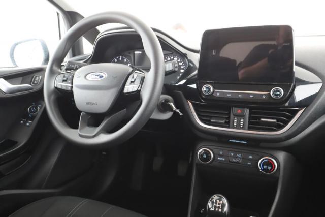 Ford Fiesta image 4
