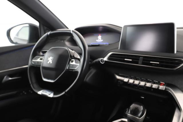 Peugeot 3008 image 6