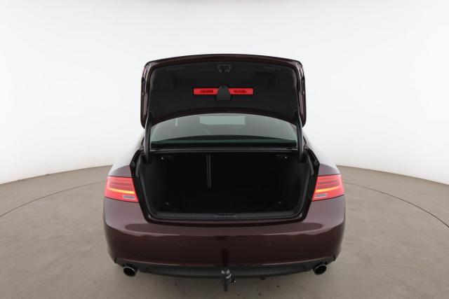 Audi A5 image 2