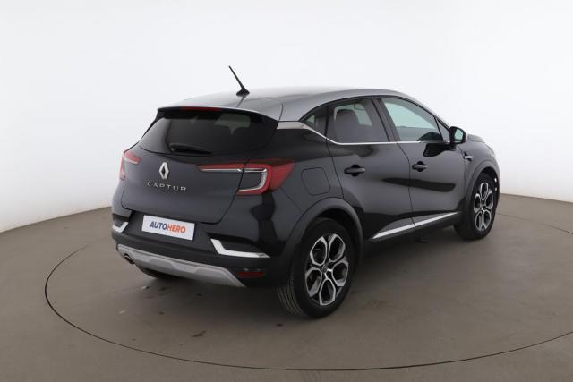 Renault Captur image 2