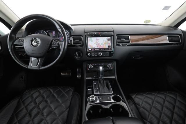 Volkswagen Touareg image 1