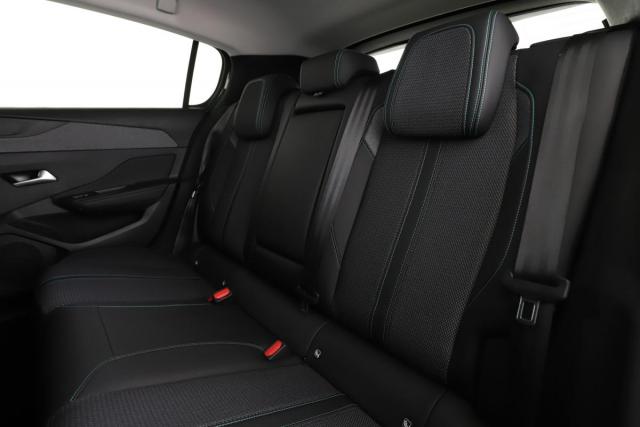 Peugeot 308 image 9
